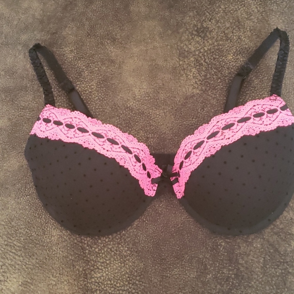 Candie's bra